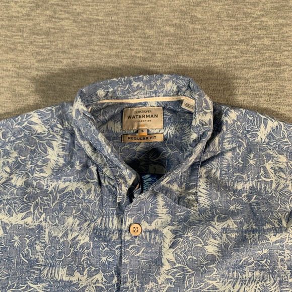Quiksilver Waterman Shirt Mens Small Blue White Floral Hawaiian Button Up Casual - Picture 5 of 11